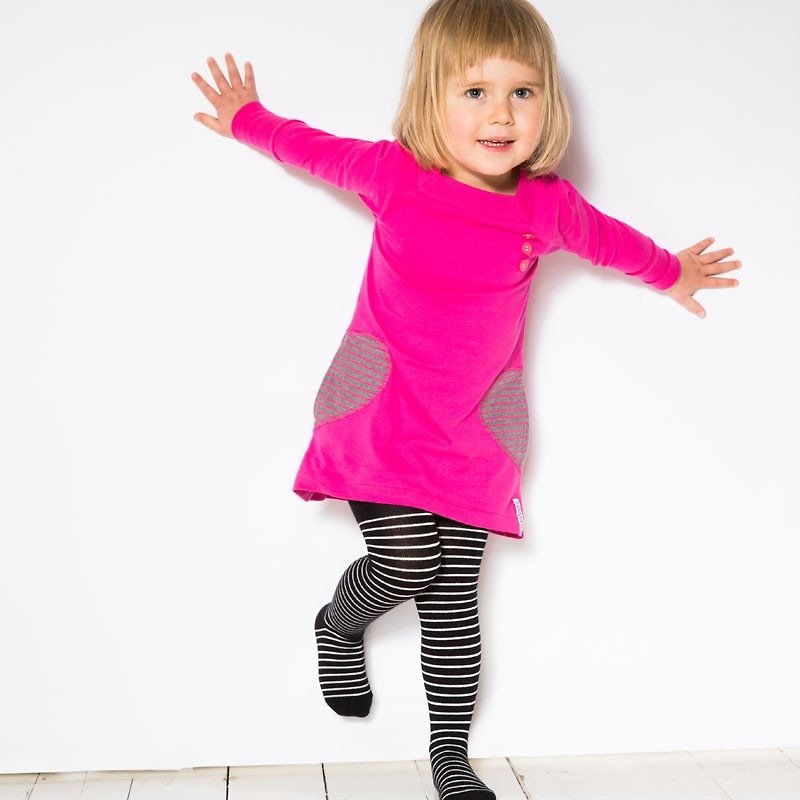 【北歐童裝】瑞典有機棉愛心口袋女孩洋裝6M至6歲 桃紅色 - 男/女童禮服 - 棉．麻 紅色