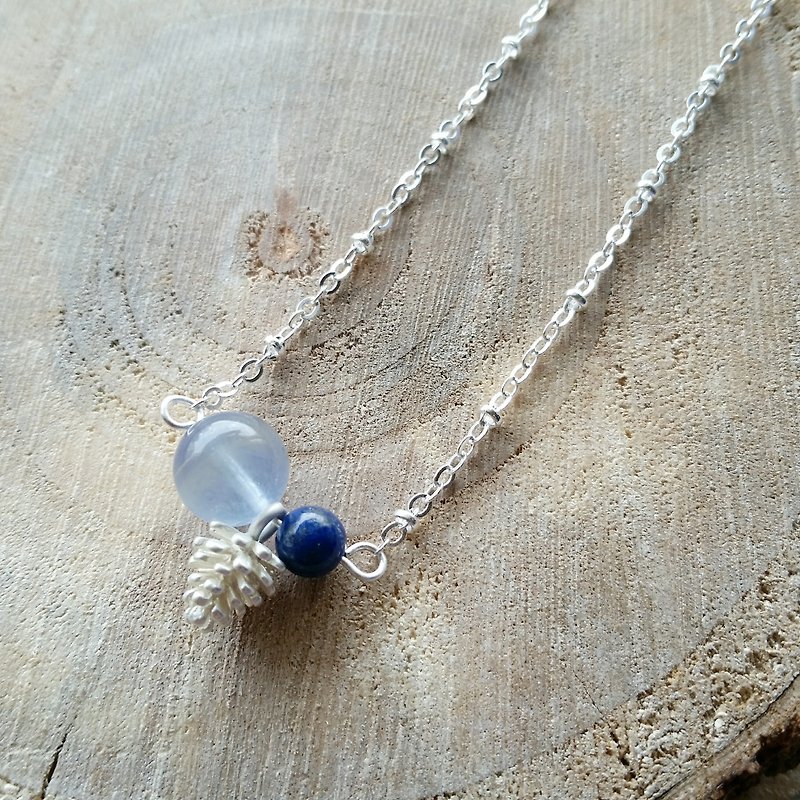 10m m Blue Stone with small cones and lapis lazuli Silver plated Silver plated necklace clavicle - สร้อยคอ - เครื่องเพชรพลอย สีน้ำเงิน
