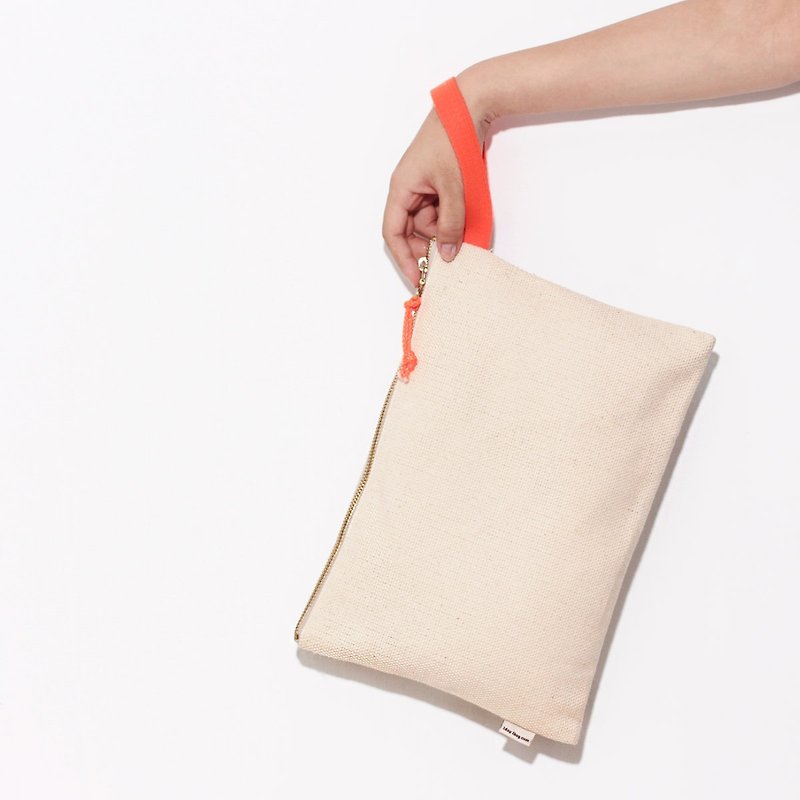 A4 極簡手拿包 收納袋 - 橘色腕帶 - 其他 - 棉．麻 白色