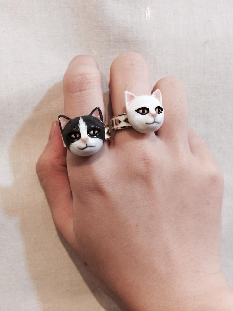 Cat hand-made three-dimensional ring - แหวนทั่วไป - โลหะ สีดำ
