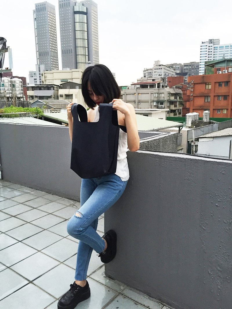 /// Zhawei more. 2.0 /// blue silk pattern Blue S (portable) (the last one !!) - Handbags & Totes - Other Materials Blue