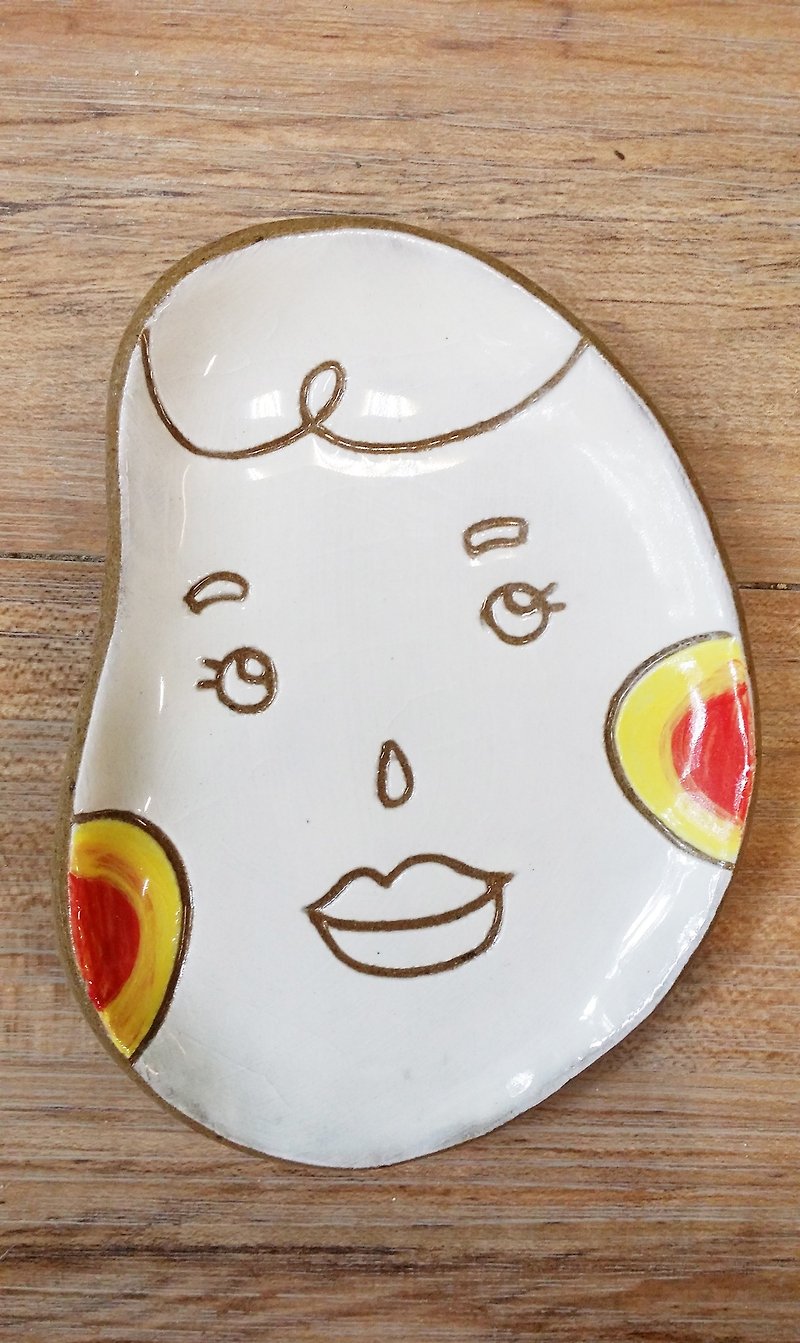 【造型盤】臉紅男子─D造型盤 - 小碟/醬油碟 - 陶 