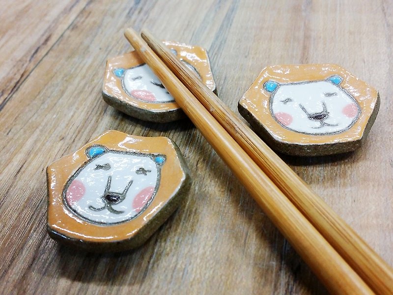 Shy lion ✖ chopsticks holder - Pottery & Ceramics - Other Materials 