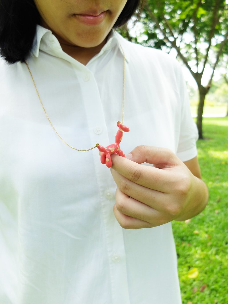 Glorikami Pink Balloon Giraffe Necklace - Necklaces - Other Metals Pink