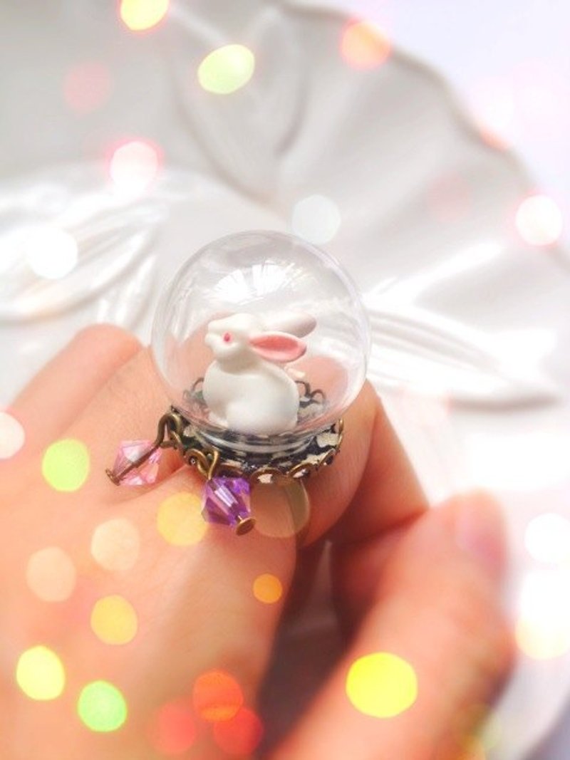 Hand Crystal Ball Series - Dream Rabbit Ring - General Rings - Glass 