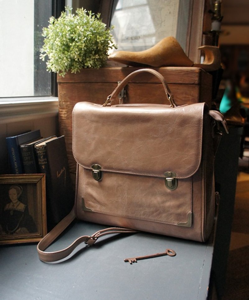 Humble after full leather backpack - light brown - กระเป๋าเป้สะพายหลัง - หนังแท้ 