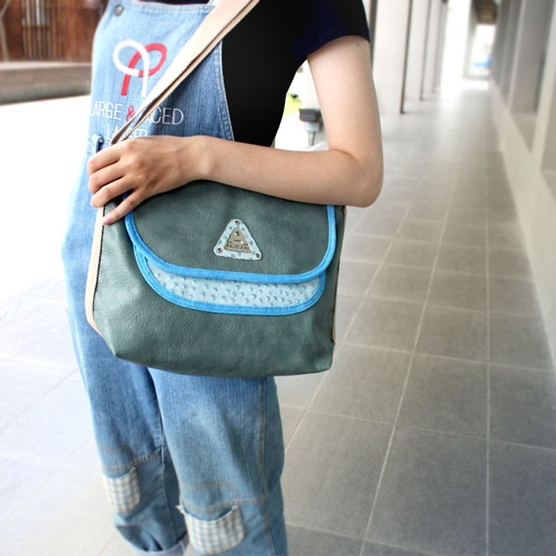 AMINAH-Real Leather Ostrich Embossed Casual Style Shoulder Bag-Lake Green【am-0239】 - กระเป๋าแมสเซนเจอร์ - หนังเทียม สีน้ำเงิน