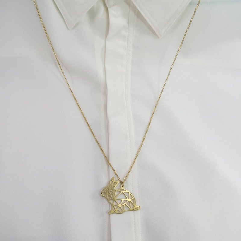 Geometric rabbit necklace - สร้อยคอ - โลหะ สีทอง