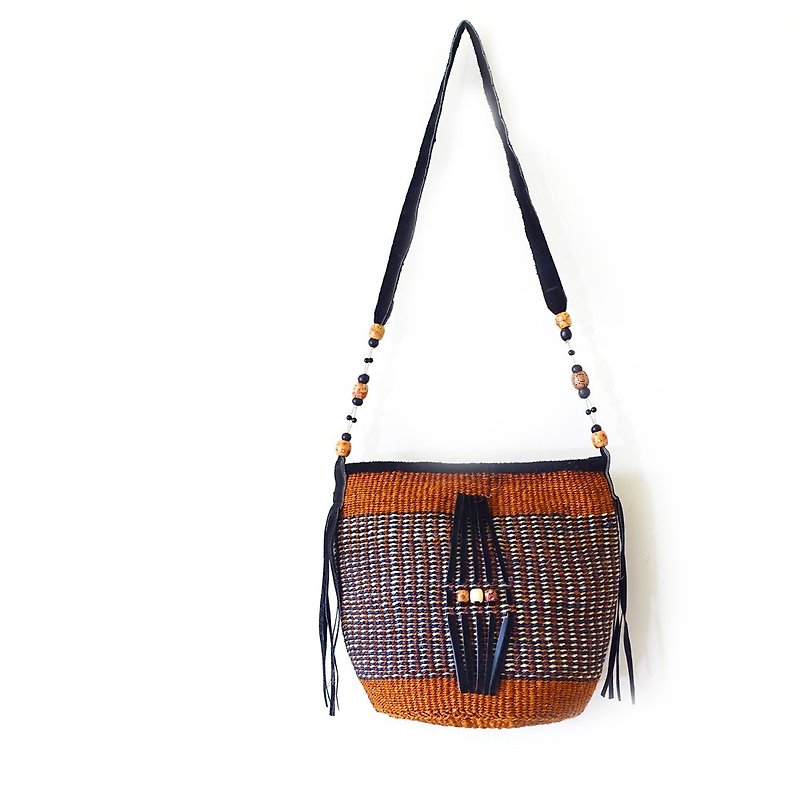 BajuTua / appearing on national wind / black X brick orange fringed beaded bag Kenya (micro defects) - Messenger Bags & Sling Bags - Plants & Flowers Multicolor