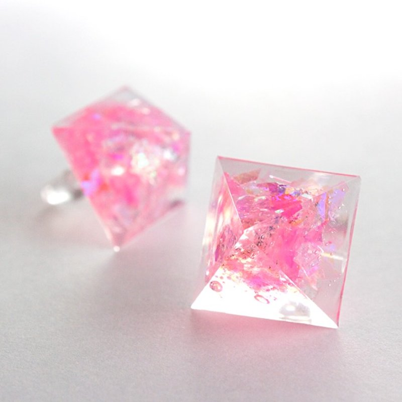 Pyramid earrings (petals) - Earrings & Clip-ons - Other Materials Pink