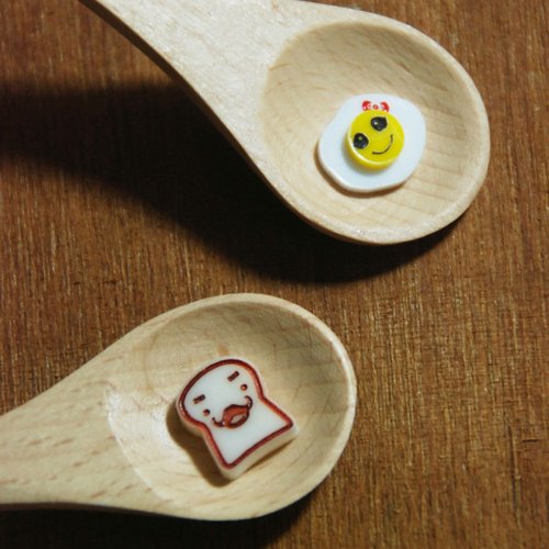 Mr. Toast&amp;amp;Miss Poached Egg/Breakfast Date/Anti-allergic Steel Needle/Clip Type/ Acrylic Material