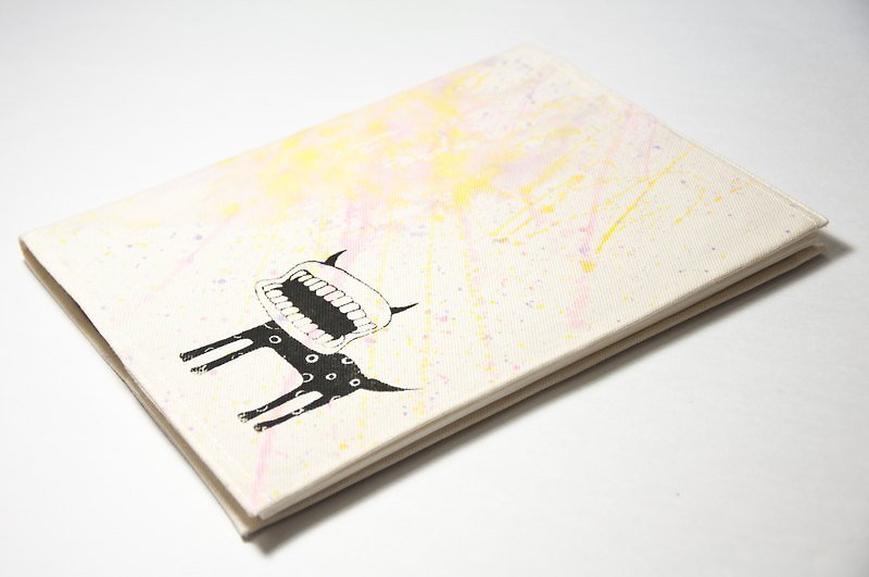 新手感水彩風格帆布筆記本(假牙怪物) - Notebooks & Journals - Cotton & Hemp White