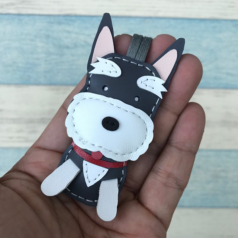 Healing small object dark gray / white cute Schnauzer hand-sewn leather charm small size - Charms - Genuine Leather Gray