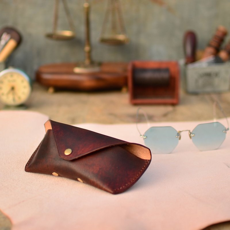 HIKER Leather Studio // Glasses case_Median brown color - Glasses & Frames - Genuine Leather Brown
