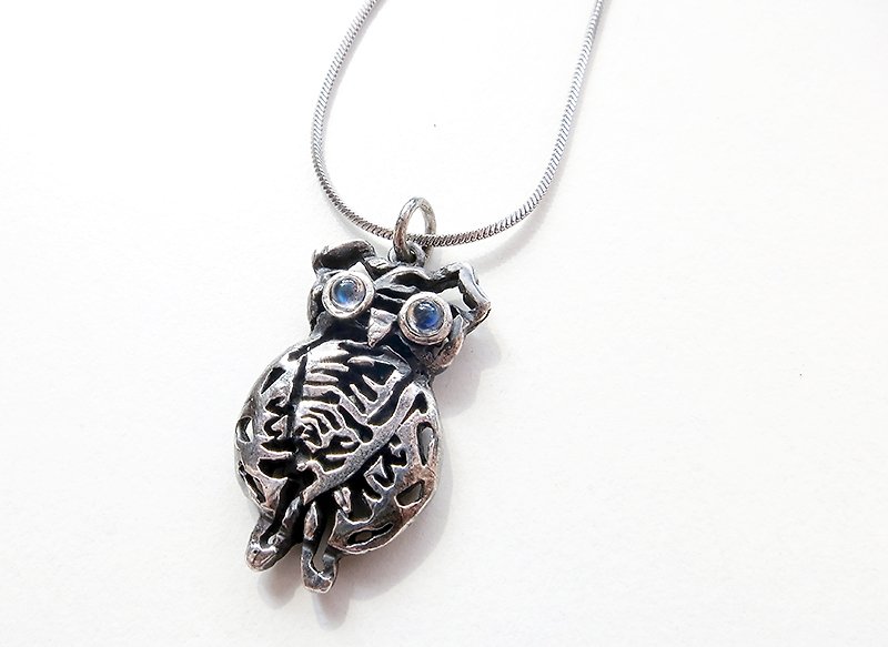Lanyu Horned Owl Silver Necklace (Wisdom) - Necklaces - Other Metals Gray