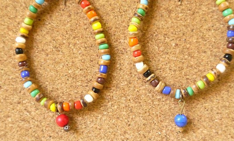 彩虹木珠兒手環 - 手鍊/手環 - 其他材質 多色