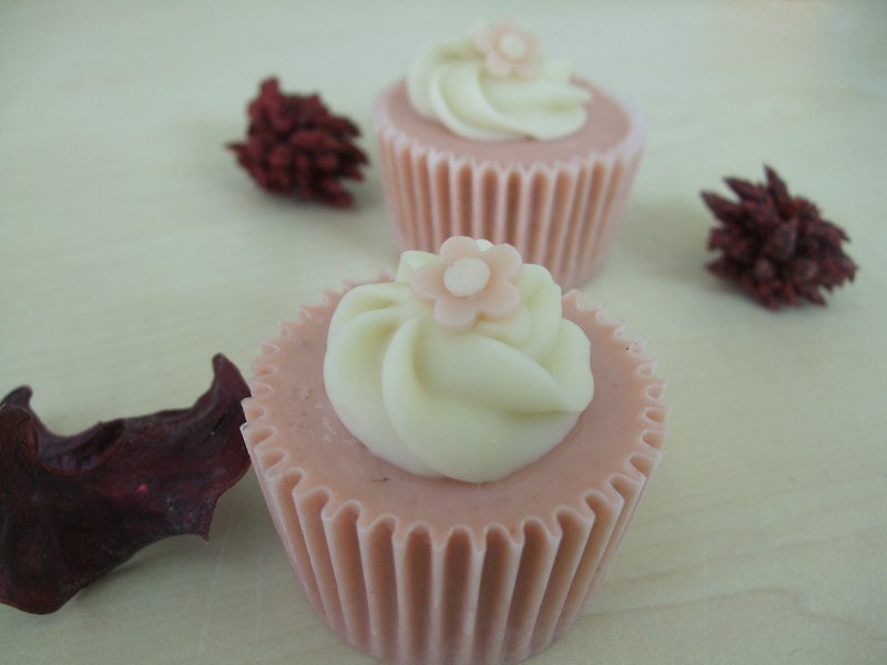 Pink Lady Cup Cake-6pcs- Small Wedding Items/Travel Soap/Corporate Gifts - Body Wash - Plants & Flowers Pink