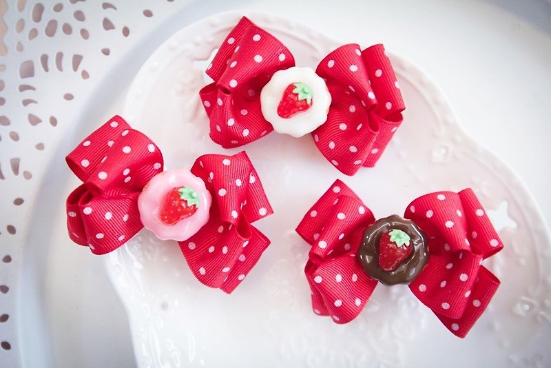 Warm red little bow hairpin - Bibs - Other Materials Red