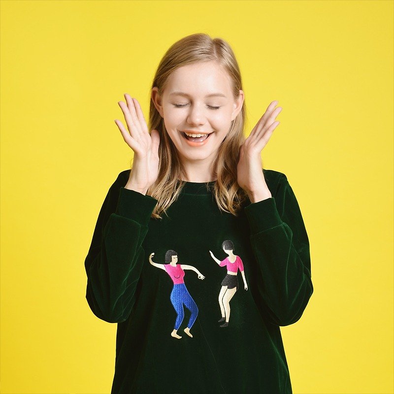 MSKOOK dance velvet embroidered sweater - Women's Tops - Other Materials 