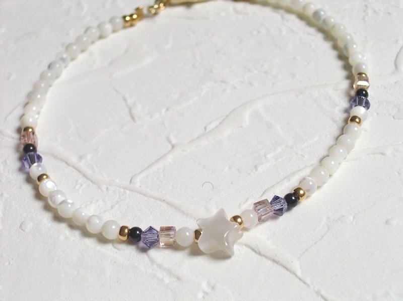 Cute shell star bracelet - Bracelets - Other Materials White