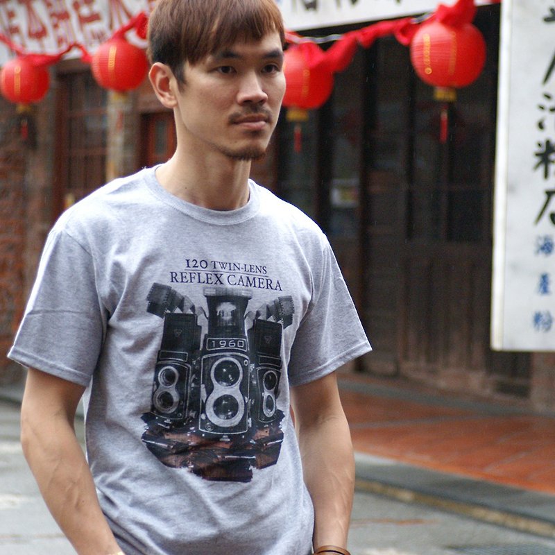 【絕版特惠】復古T-shirt-牡丹相機(中麻灰色) - 男 T 恤 - 棉．麻 