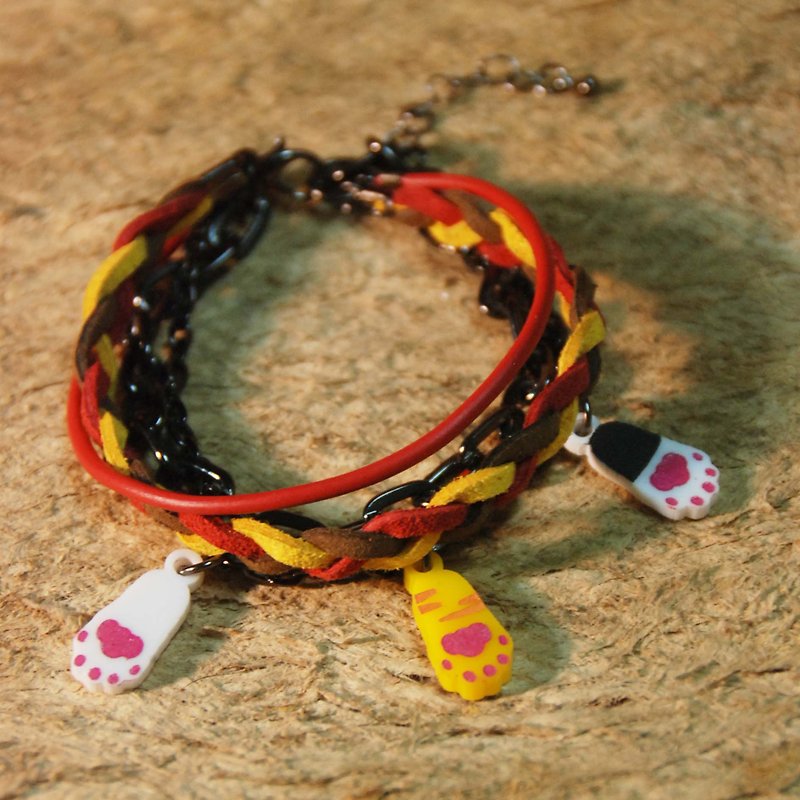 Cat Palm / pink small meatballs / multilevel braided rope bracelet / - สร้อยข้อมือ - อะคริลิค หลากหลายสี