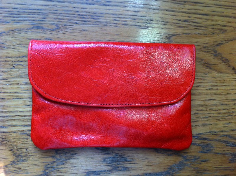 Italian leather handbag with YKK zippers (with inner grid bag) - กระเป๋าถือ - วัสดุอื่นๆ สีแดง