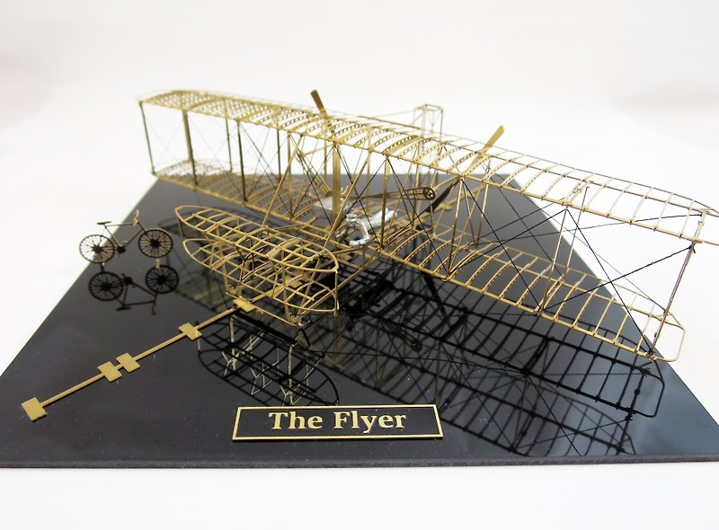 〔SUSS〕日本Aerobase 金屬蝕刻模型組裝飛機-Flyer(1903)萊特兄弟飛行機(1/72)-現貨免運 - 其他 - 其他金屬 金色