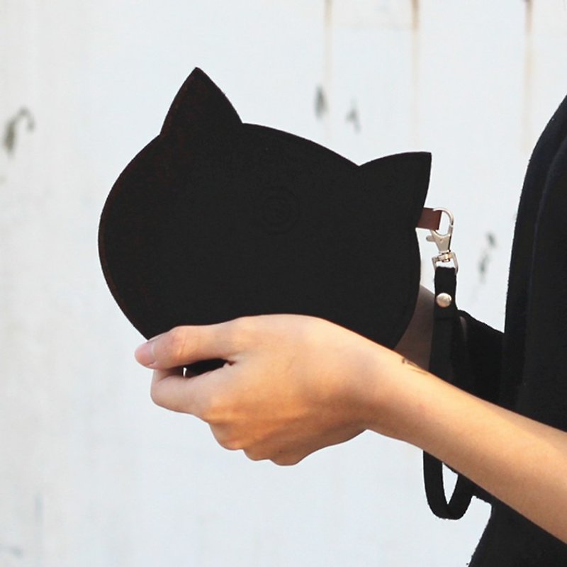 羊毛氈貓咪隨身包Portable package/附手腕帶-Black Cat黑貓 - 化妝包/收納袋 - 羊毛 黑色