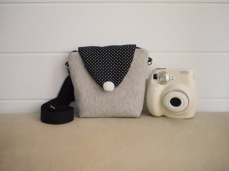hairmo. Macaron envelope ship dorsal camera bag / Out Bag - gray (NEX / Polaroid) - Camera Bags & Camera Cases - Other Materials Black