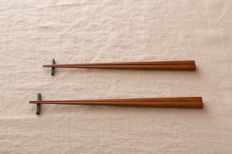 Pint! Kyoto bamboo chopsticks, bamboo coal blackened paint rub 22.5cm - ตะเกียบ - ไม้ไผ่ สีส้ม