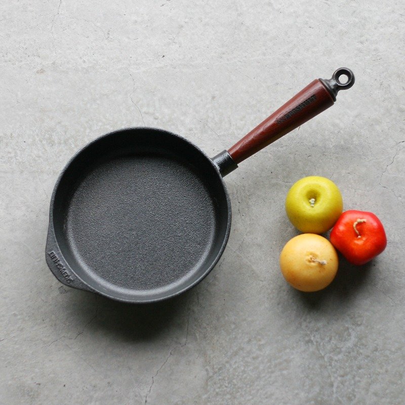 Swedish SKEPPSHULT Cast Iron Deep Frying Pan 25cm - Cookware - Other Metals Black