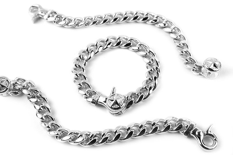 【METALIZE】Star Metal Bracelet Star Buckle Metal Bracelet (White Gold) - Bracelets - Other Metals 