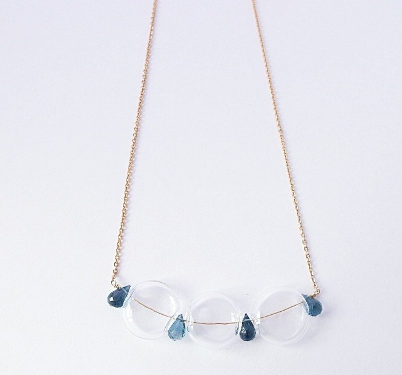 | Touch of moonlight | flat gas bubbles London Blue Topaz sense of space 14k gold necklace package - สร้อยคอ - เครื่องเพชรพลอย สีน้ำเงิน