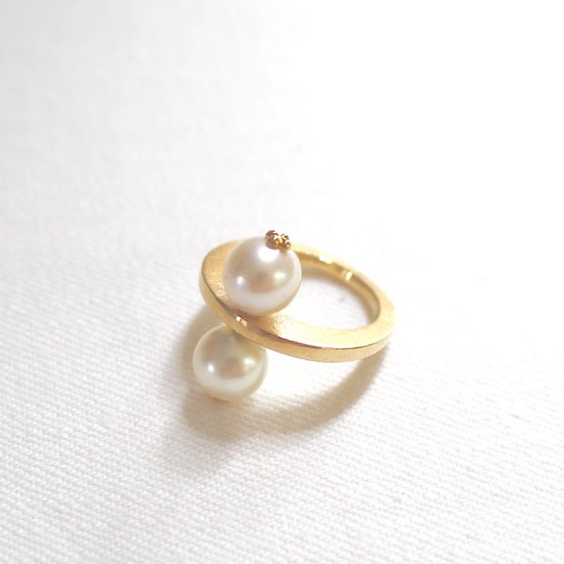 South Sea Pearl Hourglass Ring Gold - แหวนทั่วไป - โลหะ สีทอง