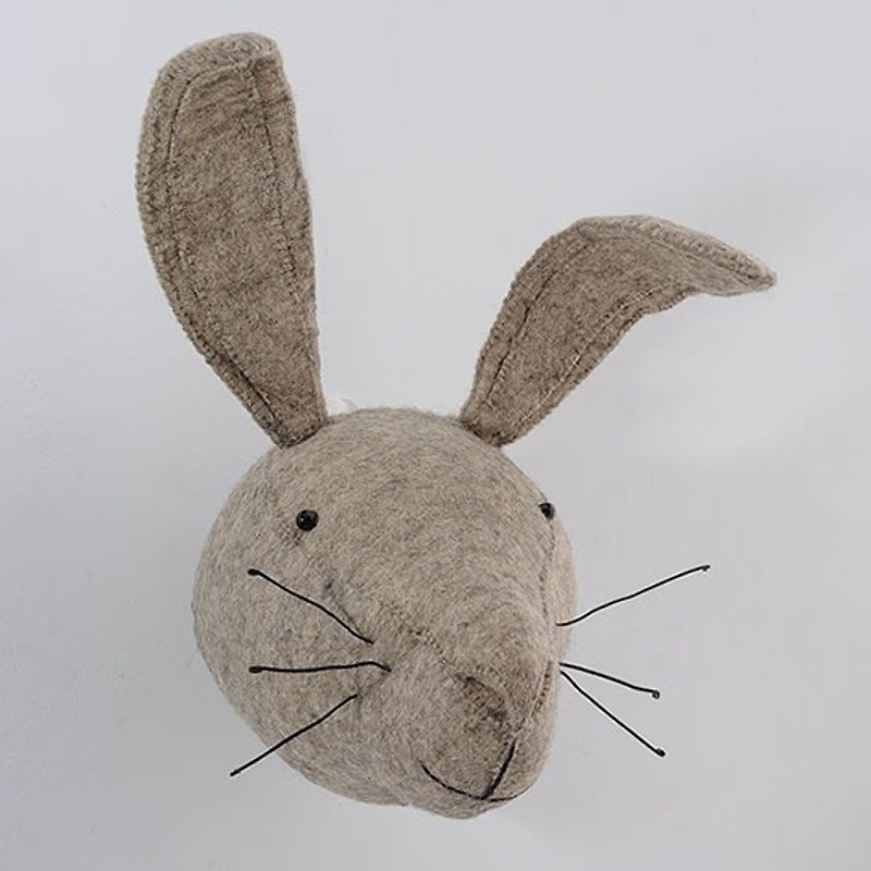 Fiona Walker English fairy tale style animal head handmade wall decoration - long-eared little gray rabbit - ตกแต่งผนัง - ขนแกะ สีเทา