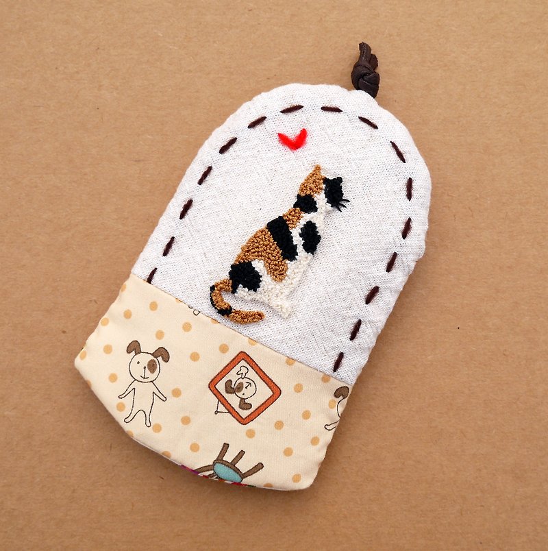 Three cat embroidery Wallets - Keychains - Thread 