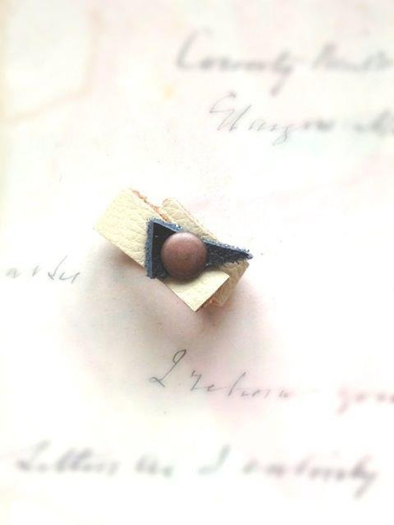 ﹉karbitrary﹉ ▲ --- ▽ ◄ --- L.RING Valentine - General Rings - Genuine Leather Black
