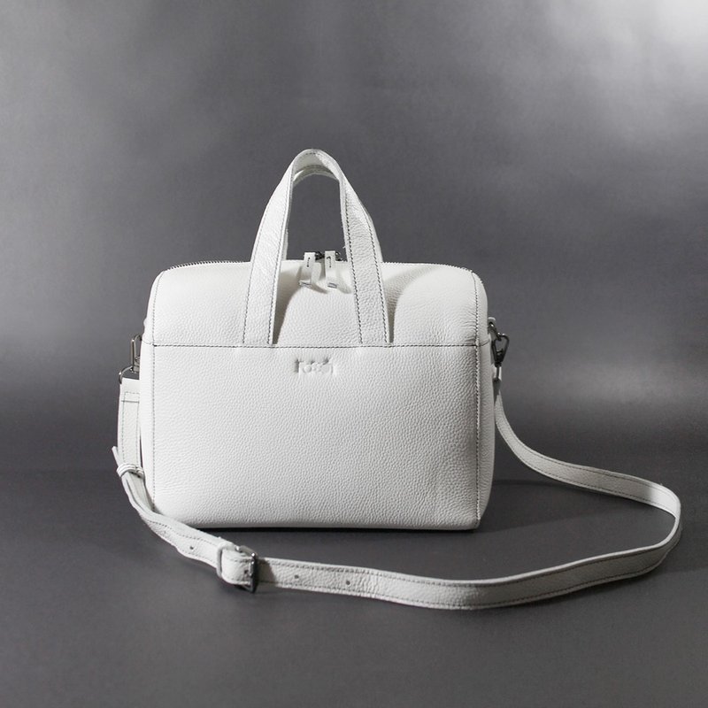 Passion Boston bag white hand / shoulder / hatchback - Messenger Bags & Sling Bags - Genuine Leather White