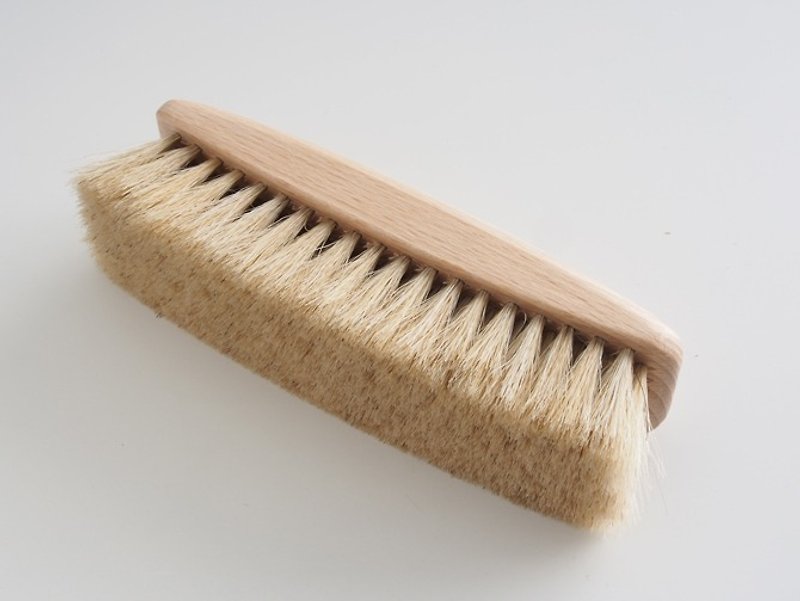 Redecker_ Premium shoe brush (horse hair beige) - อื่นๆ - ไม้ สีนำ้ตาล
