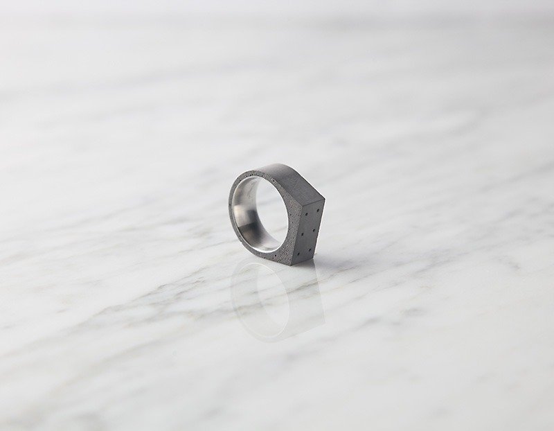 22DesignStudio_ cement ring -Tatami - General Rings - Cement Gray
