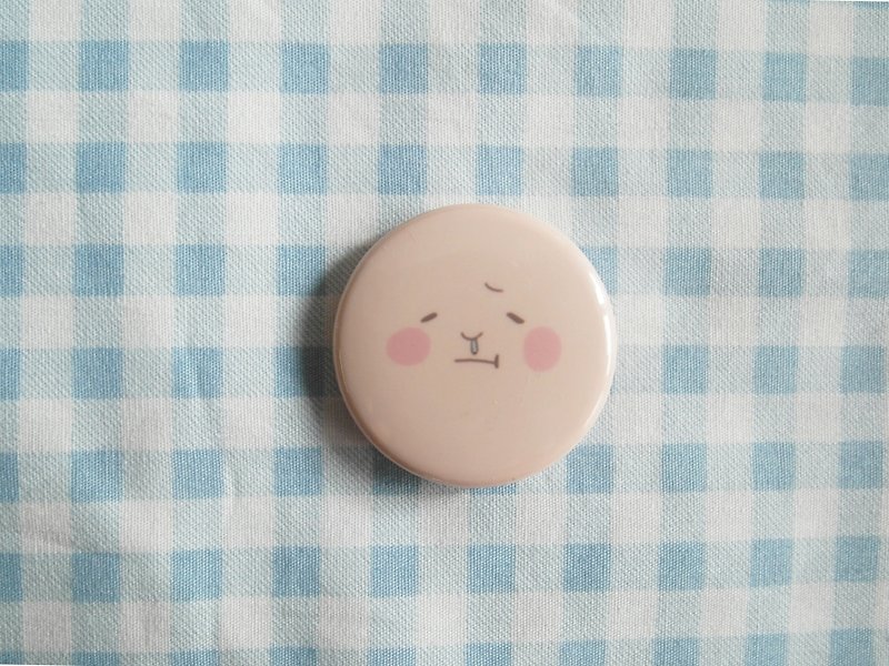 咻 咻 bear / potato small bad face / small badge - Brooches - Plastic Khaki