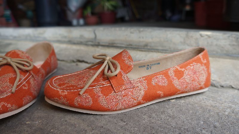 Elegant flat shoes Limited (Sanae cloth paragraph) - รองเท้าลำลองผู้หญิง - วัสดุอื่นๆ สีส้ม