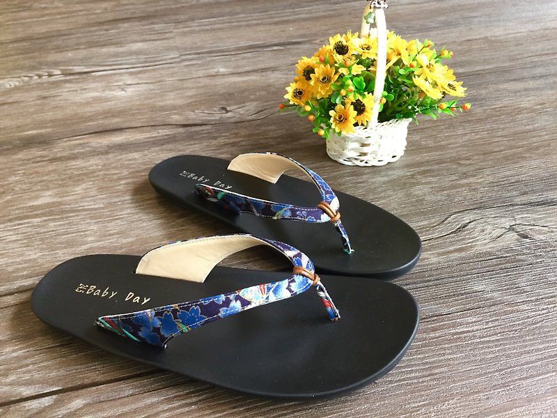 "Baby Day" Japanese style flip-flops (Women models) calm blue slippers parent-child shoes - รองเท้าลำลองผู้หญิง - วัสดุอื่นๆ สีน้ำเงิน