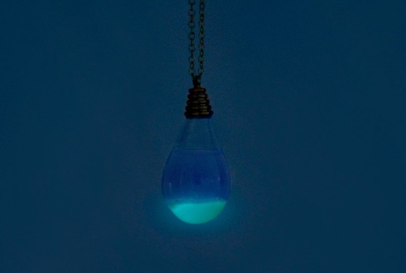 周年慶全館9.5折 / 海洋風 / 英式透明感玻璃球項鍊 - 夜裡的水藍色海洋 ( 限量夜光版 )