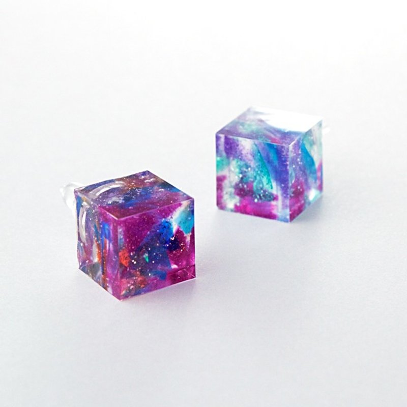 Cube Pierce (watercolor B) - Earrings & Clip-ons - Other Materials Multicolor