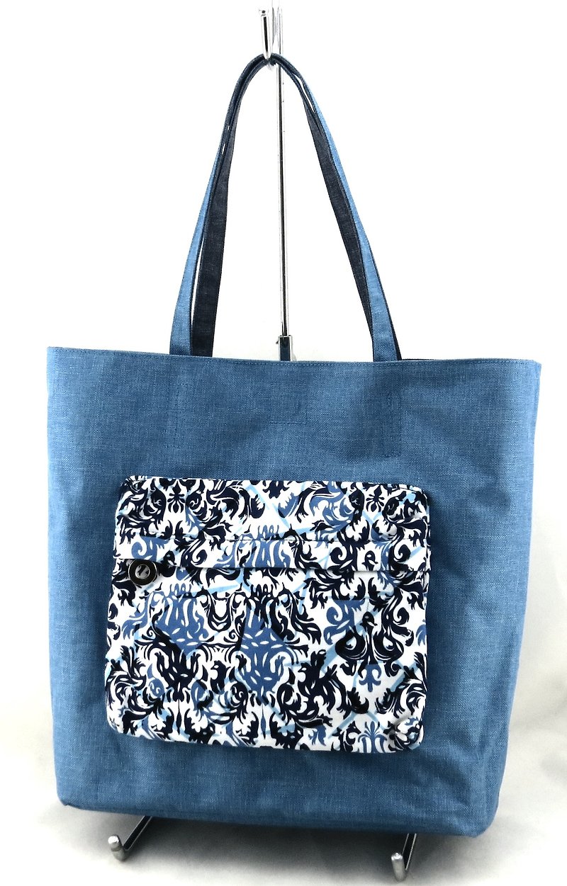 texture of life double-sided handle bag--- lake blue/dark blue - กระเป๋าคลัทช์ - วัสดุอื่นๆ สีน้ำเงิน
