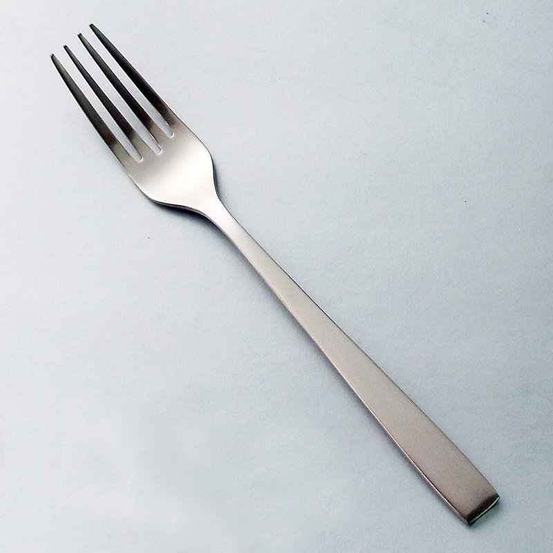 【日本Shinko】日本製 設計師系列 素直-小餐叉 - 刀/叉/湯匙/餐具組 - 不鏽鋼 銀色