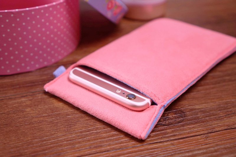 Ob2【GOLDEN PINK X TRANQUIL BLUE】 Cleaning-Fiber cell phone pouch - Phone Cases - Polyester Pink