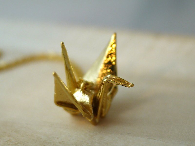 [Jin Xia Lin‧ Jewelry] Paper crane necklace gold - Necklaces - Other Metals 
